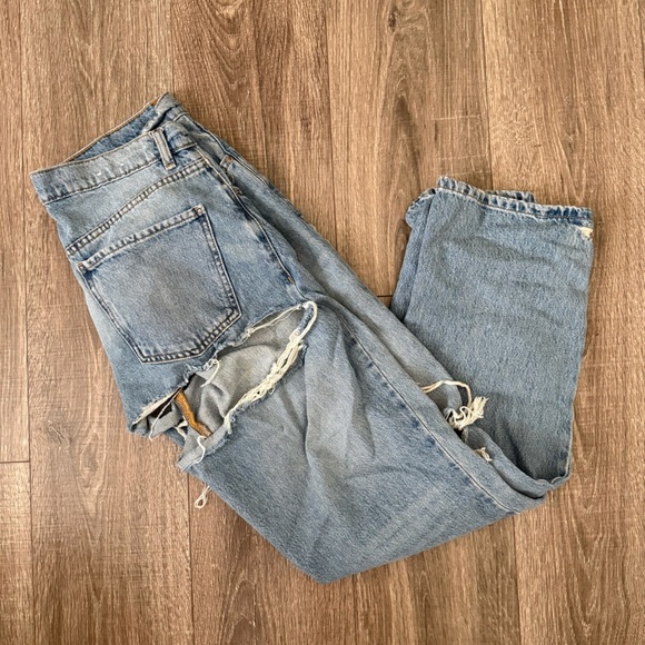 Garage Distressed Boyfriend Jean - Picture 2 of 4